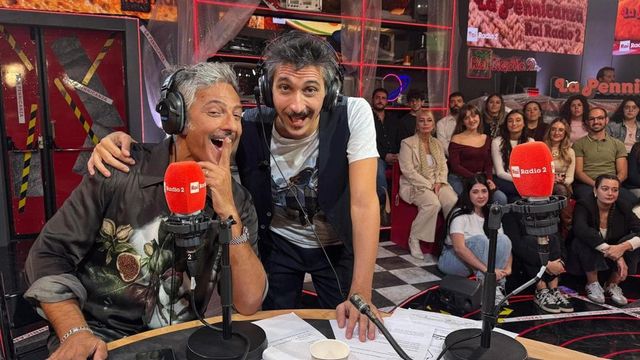 Fiorello chiama Giorgia Meloni, lei risponde: “Che succede?”