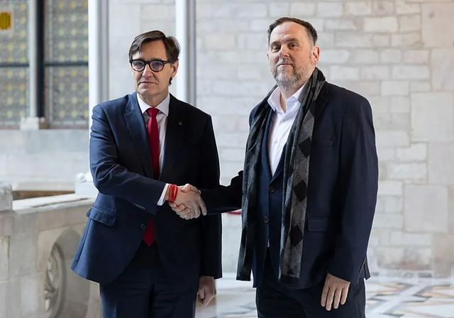 Así se gestó el pulso con Junqueras que derrota por ahora a Illa