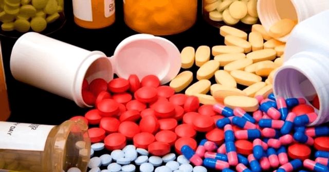 De la 1 ianuarie 2023 se pot acorda medicamente compensate cu 90% pentru unii asigurați