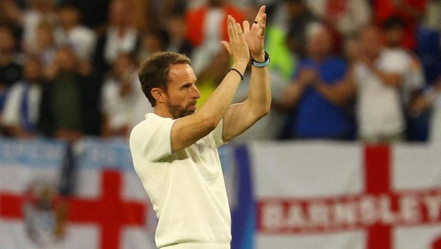 Southgate dimite como seleccionador de Inglaterra