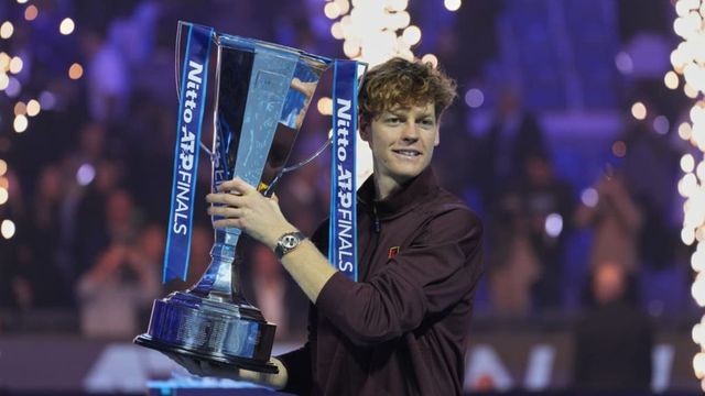 Jannik Sinner beats Carlos Alcaraz to retain ATP Finals title before his home fans