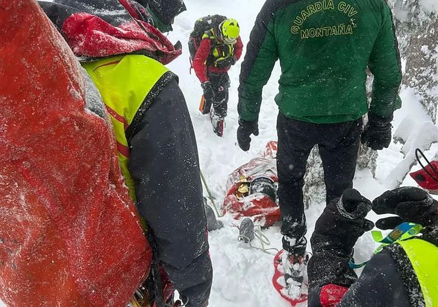 Muere una de las dos personas atrapadas en un alud en Cerler, Huesca | Hoy