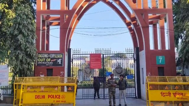 Jamia Protest Intensifies As More Than 10 Students Detained Amid Disciplinary Row