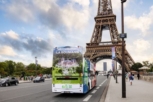 Campanie outdoor de promovare a Românie ca destinație turistică, pe străzile din Paris