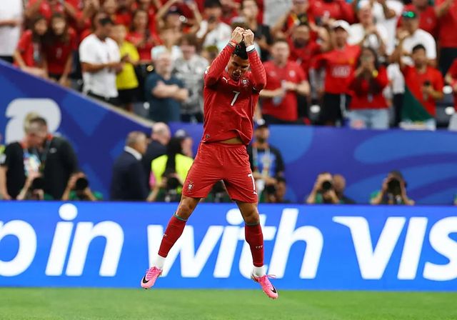 Cristiano conquista lo imposible: goleador en seis Mundiales