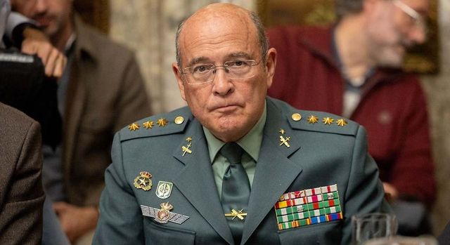 El Supremo vuelve a dar la razón al coronel De los Cobos y anula tres nombramientos de generales de la Guardia Civil