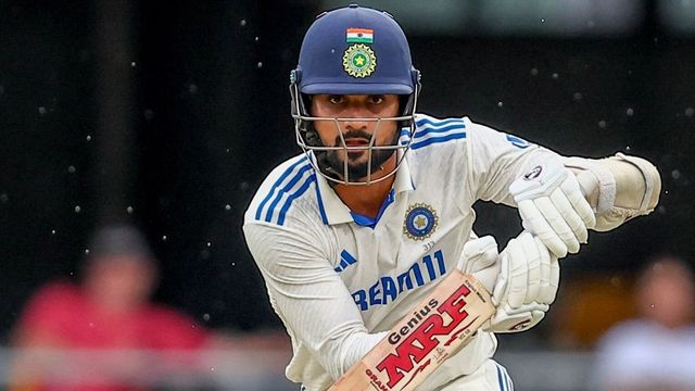 How Virat Kohli gifted Akash Deep his bat that saved Gabba Test for India