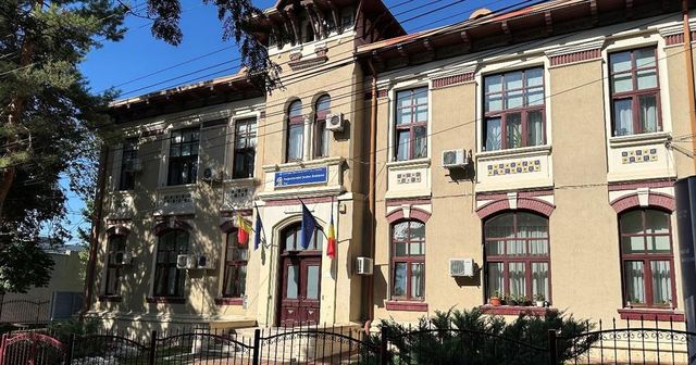 Pentru șase din 10 părinți, pregătirile de școală aduc mai mult stres decât bucurie