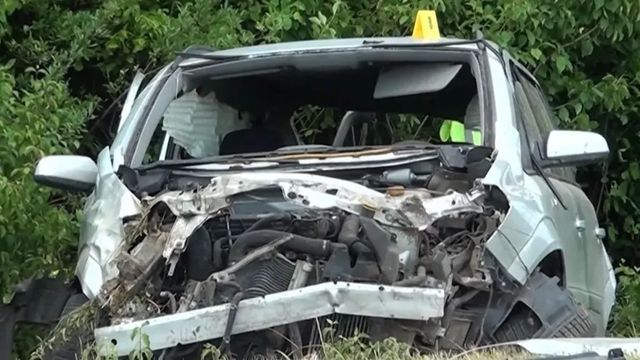 Kigyulladt egy kamion az M3-ason