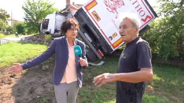 Тир се вряза в къща в Монтанско
