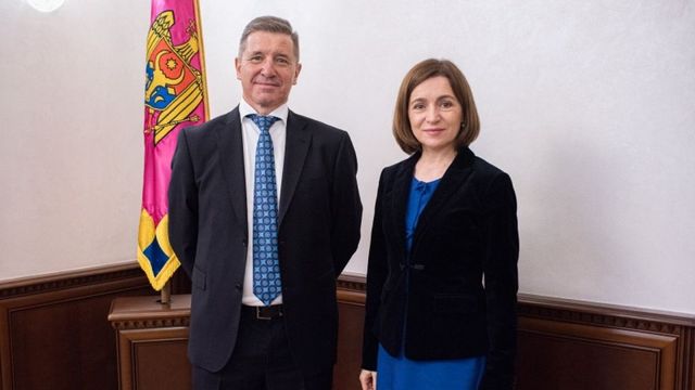 Maia Sandu a avut o întrevedere cu ambasadorul britanic, Steven Fisher care și-a încheiat misiunea în Republica Moldova