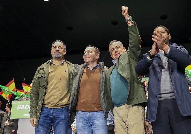 Óscar Fernández, de sombra de Abascal a estrella emergente