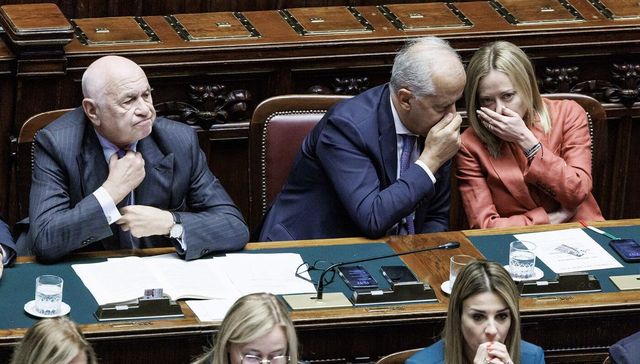 Caso Almasri, il tribunale dei ministri archivia l'indagine