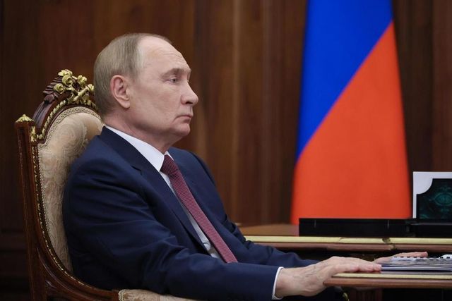 Putin propone Mosca per il vertice, il no di Zelensky