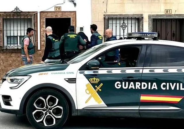 Detenido por hacerse pasar por un niño de 10 años para conseguir material sexual de una menor