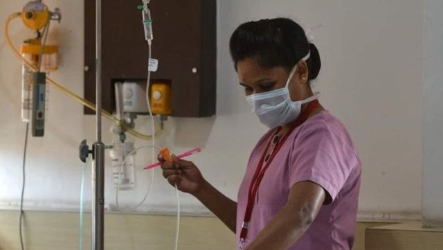 Karnataka Nurse Uses Fevikwik Instead Of Stitching Patient's Wound, Gets Suspended