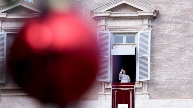 Papa: “Chi crede nella pace viene ridicolizzato”