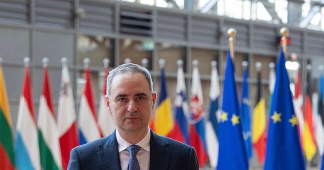 Ce înseamnă pentru români că datoria publică a depășit 60% din PIB: Ne împrumutăm cel mai rapid din UE doar pentru a supraviețui