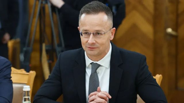 Szijjártó Péter kemény üzenetet küldött a NATO vezetőjének