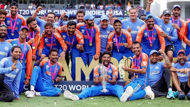 Team India stuck in Barbados, World Champions' return disrupted due to Hurricane Beryl