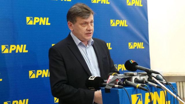 Consiliul Național al PNL decide validarea candidaturii lui Crin Antonescu la alegerile prezidențiale 2025