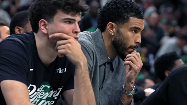 Los Celtics culminan un derrumbe histórico
