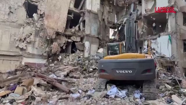 Nessuna tregua in Libano, almeno 8 morti in raid israeliano a Sidone