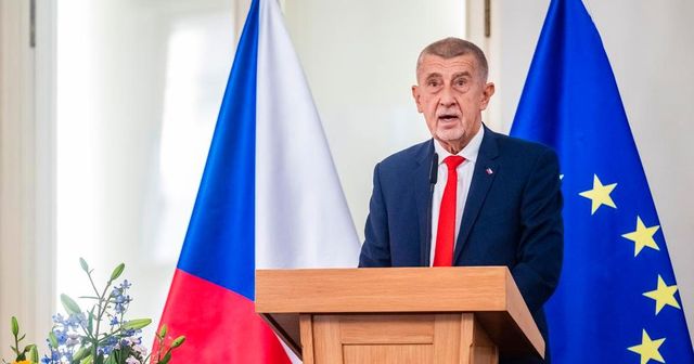 Děláme pragmatickou ekonomickou politiku, neřešíme, kdo má jaký režim, uvedl Babiš před diplomaty