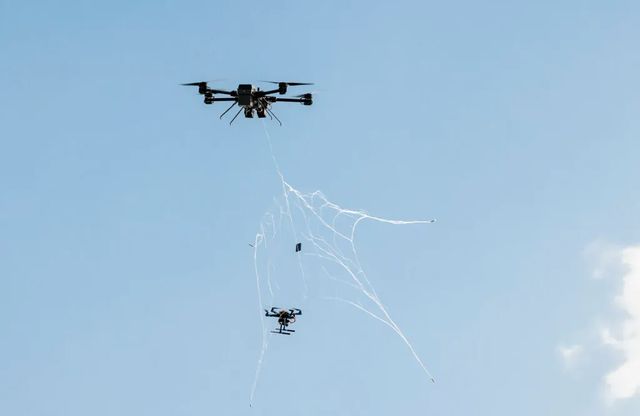 Noi tensiuni în Europa. Două state se acuză reciproc de atacuri hibride