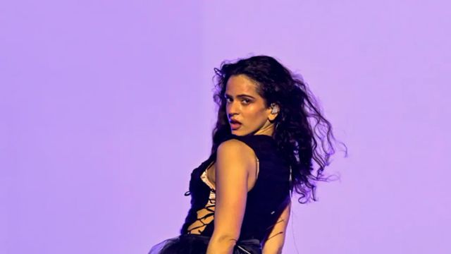 Rosalía, obligada a abandonar su concierto en Milán en mitad del show por una intoxicación