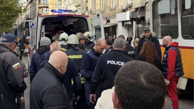 Момиче на 11 години е било блъснато от трамвай в центъра на София, по първоначална информация то е добре