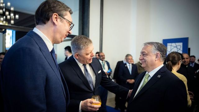 Orbán Viktor a szlovák kormányfővel és a szerb elnökkel találkozik kedden