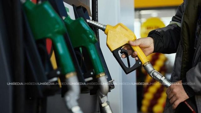 Benzina se va ieftini și mai mult în Moldova