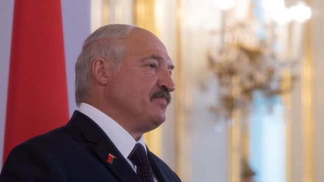 Лукашенко пообещал не остаться в стороне в случае новой войны в Донбассе