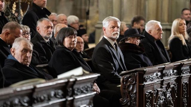 S Dukou se loučili Pavel, Zeman i Klaus