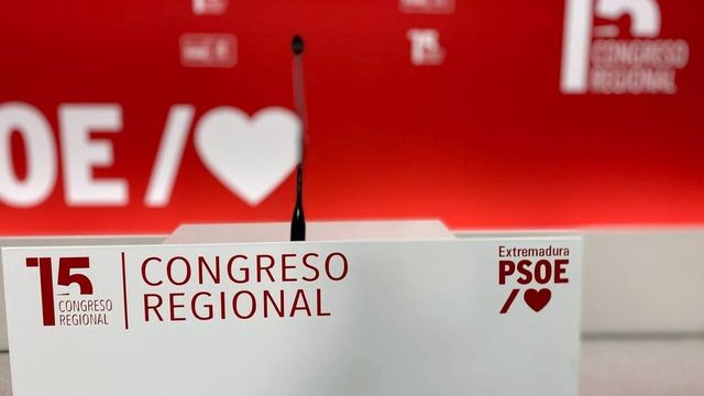 Miguel Ángel Gallardo seguirá al frente del PSOE de Extremadura tras ganar las primarias