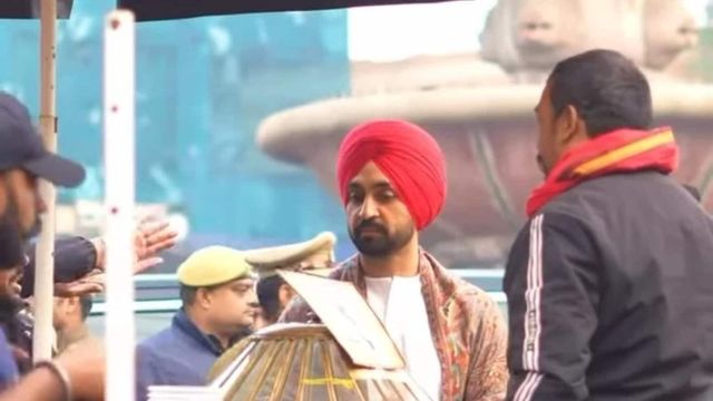 Dil-Luminati Tour: Diljit Dosanjh Falls On Stage During Ahmedabad Concert