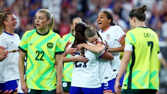 Despiden a un locutor porque dijo preferir «clavarse un clavo en el pene» a ver fútbol femenino