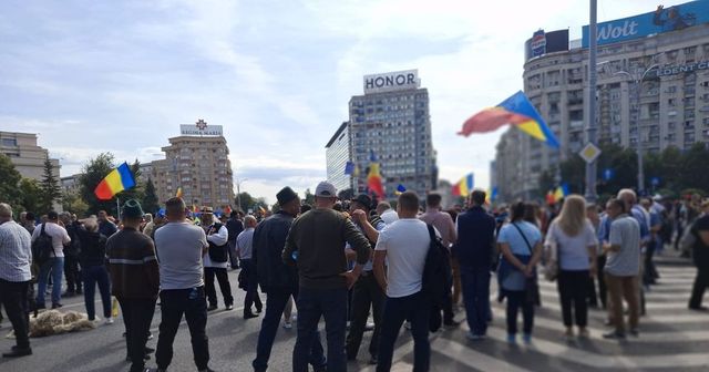 Vicepremierul Oana Gheorghiu acuză forțe politice extremiste pentru violențele de la proteste