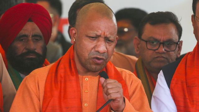 'Can You Take A Dip In Yamuna': Yogi Adityanath's Dare To Arvind Kejriwal