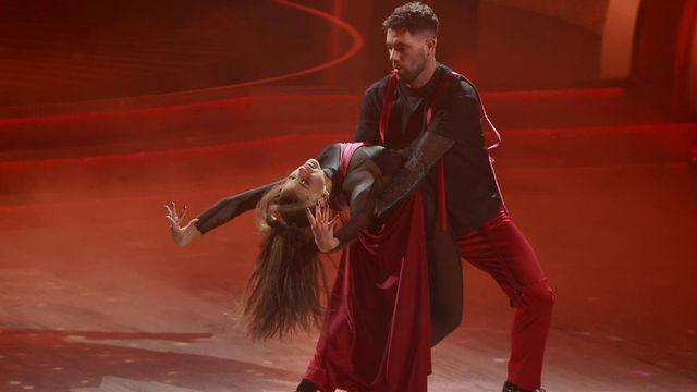 Csók csattant, Krausz Gábor és Mikes Anna között izzott a levegő a Dancingben