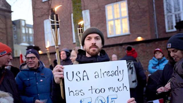 Groenlandia, manifestanti in piazza a Copenaghen contro Trump