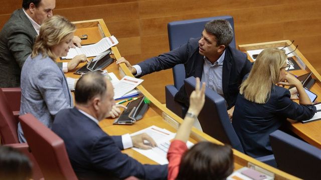 La jueza de la dana notifica a Mazón el auto que en el que lo invita a declarar
