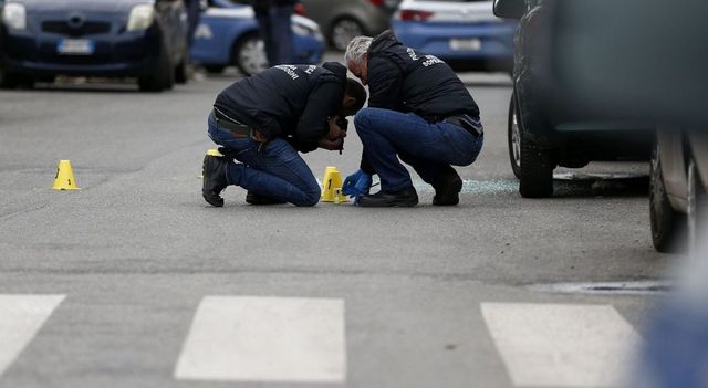 Incidente sull'A5 nel Torinese, morta una bimba