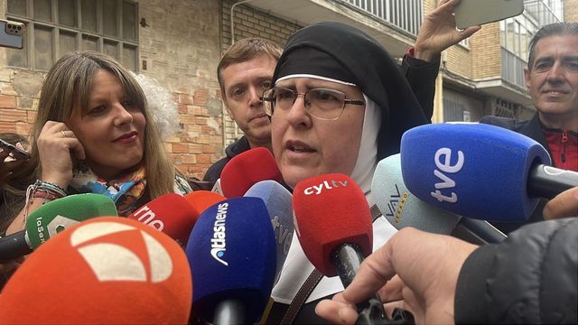 La Guardia Civil detiene a la exabadesa de Belorado tras registrar el convento