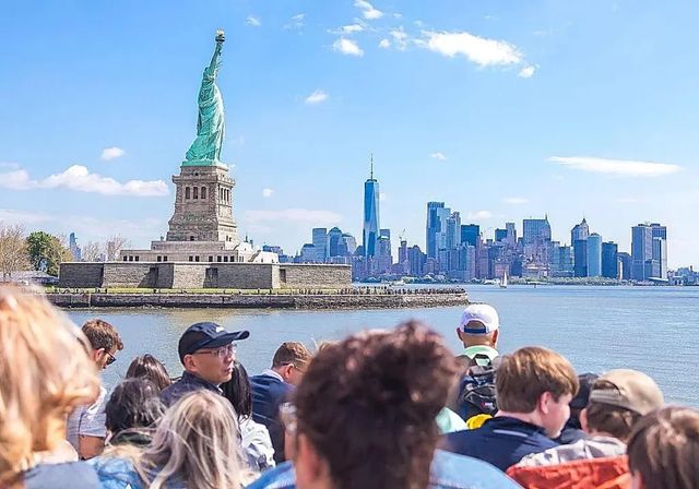 La cuenta de una empresa de San Sebastián que acabó pagando 58.000 euros en restaurantes, visitas al dentista y un viaje a Nueva York