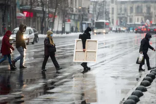 Vreme severă România: ploi, lapoviță și ninsori în următoarele zile