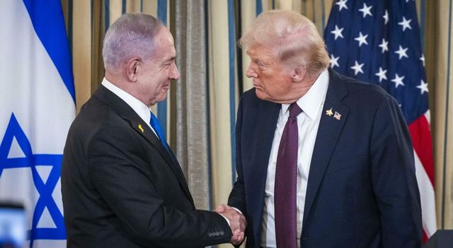 Trump insulta Netanyahu: ‘Sei pazzo, senza di me eri in galera’