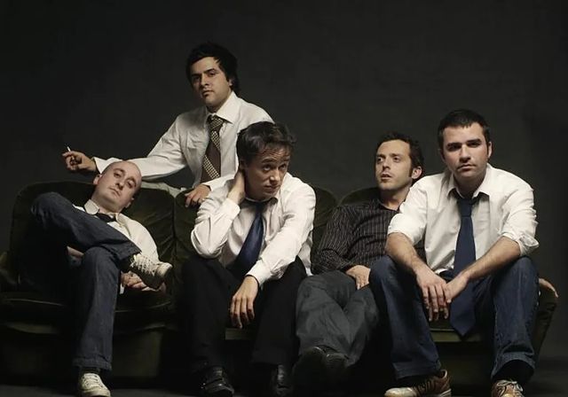 Love of Lesbian anuncia un parón indefinido tras 25 años de trayectoria