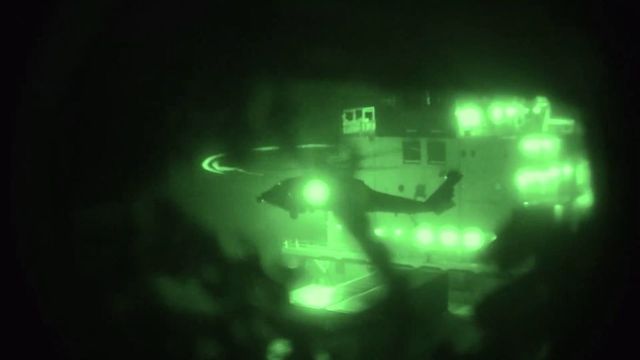 Ecco come i Marines hanno sequestrato la nave iraniana, le immagini